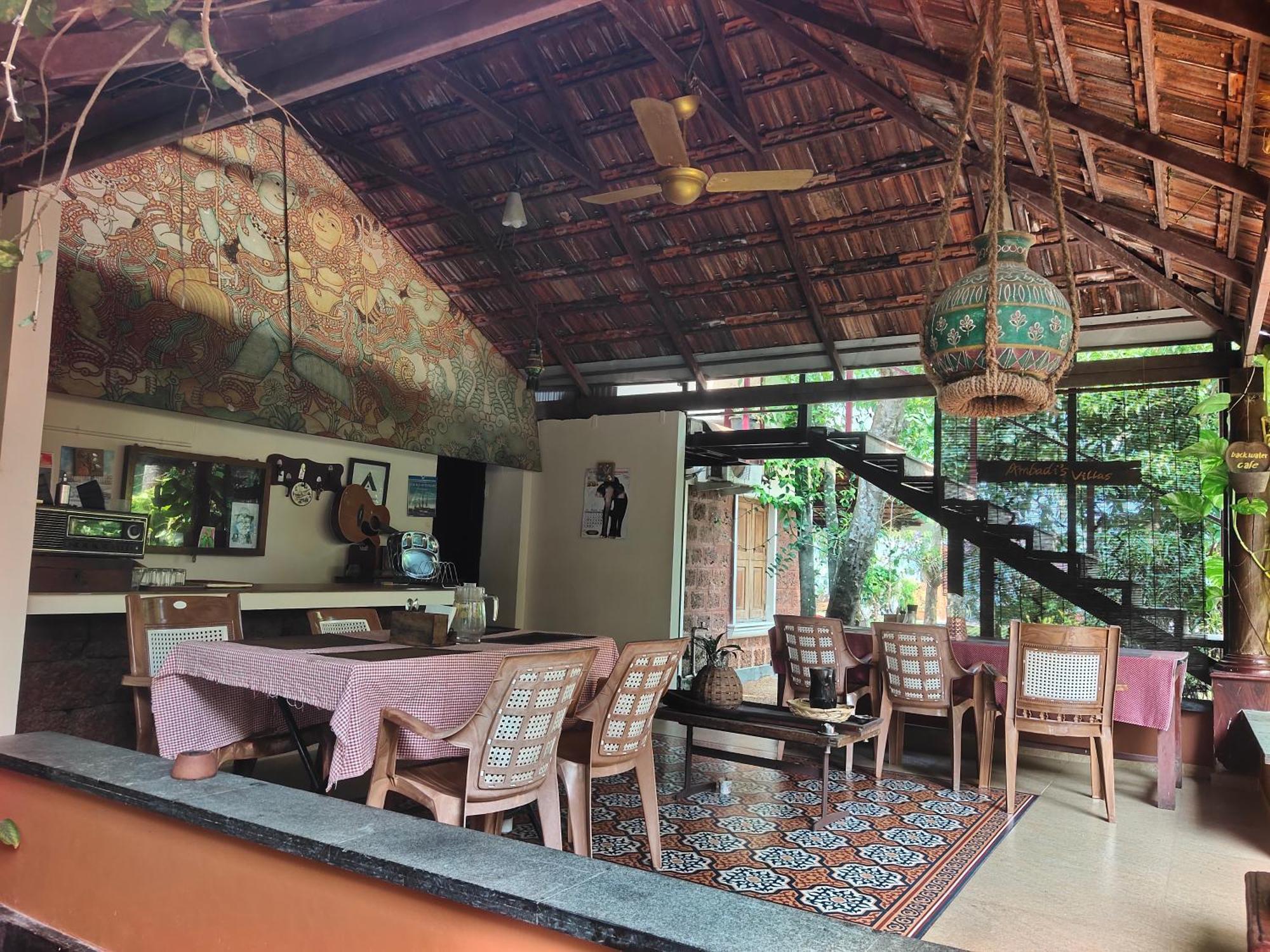 Ambadi'S Villa -Lake View Resort Pallipuram Exterior photo